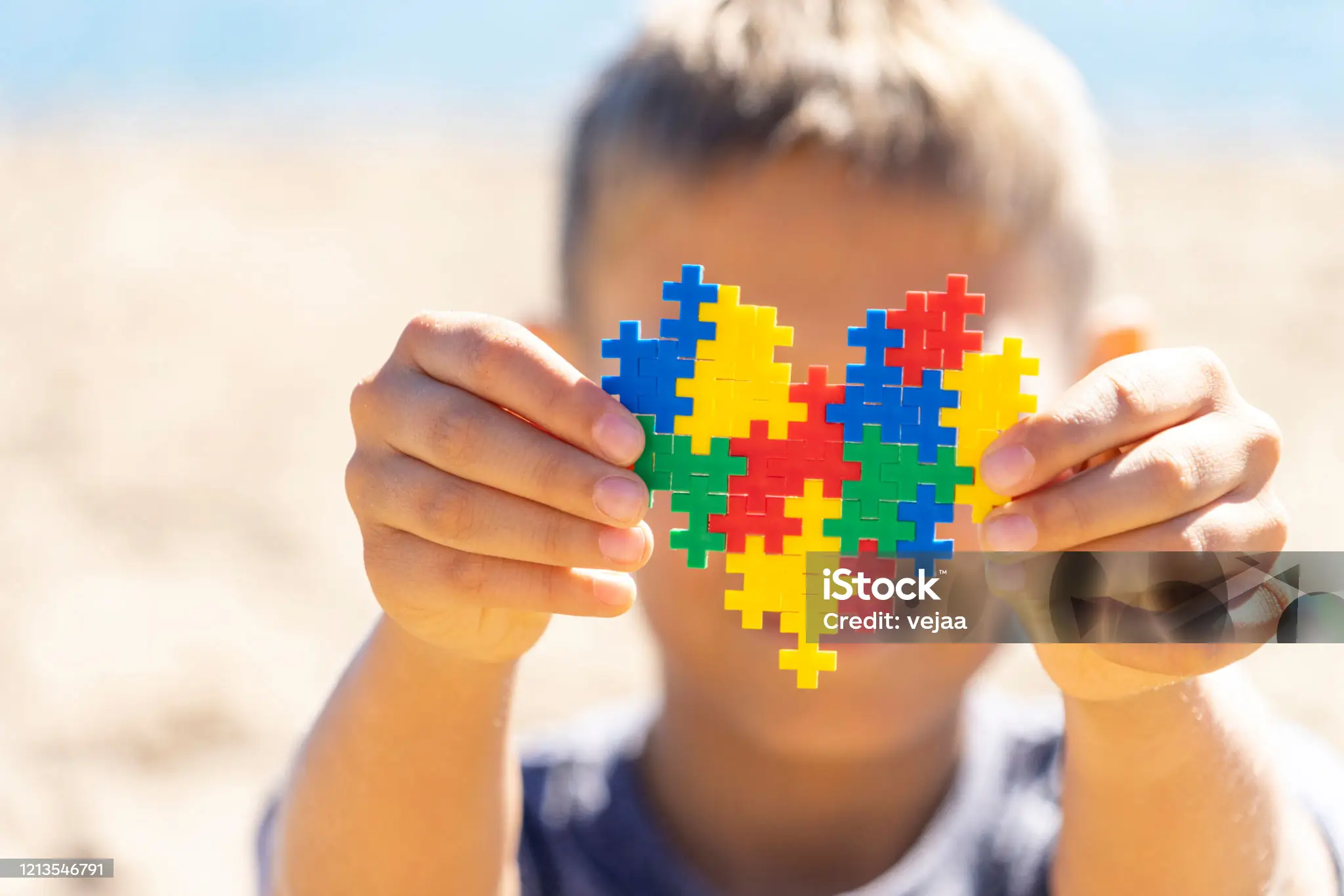 Imagen de la noticia: Difusión de la campaña por el Día Mundial de Concienciación sobre el Autismo (2 de abril)