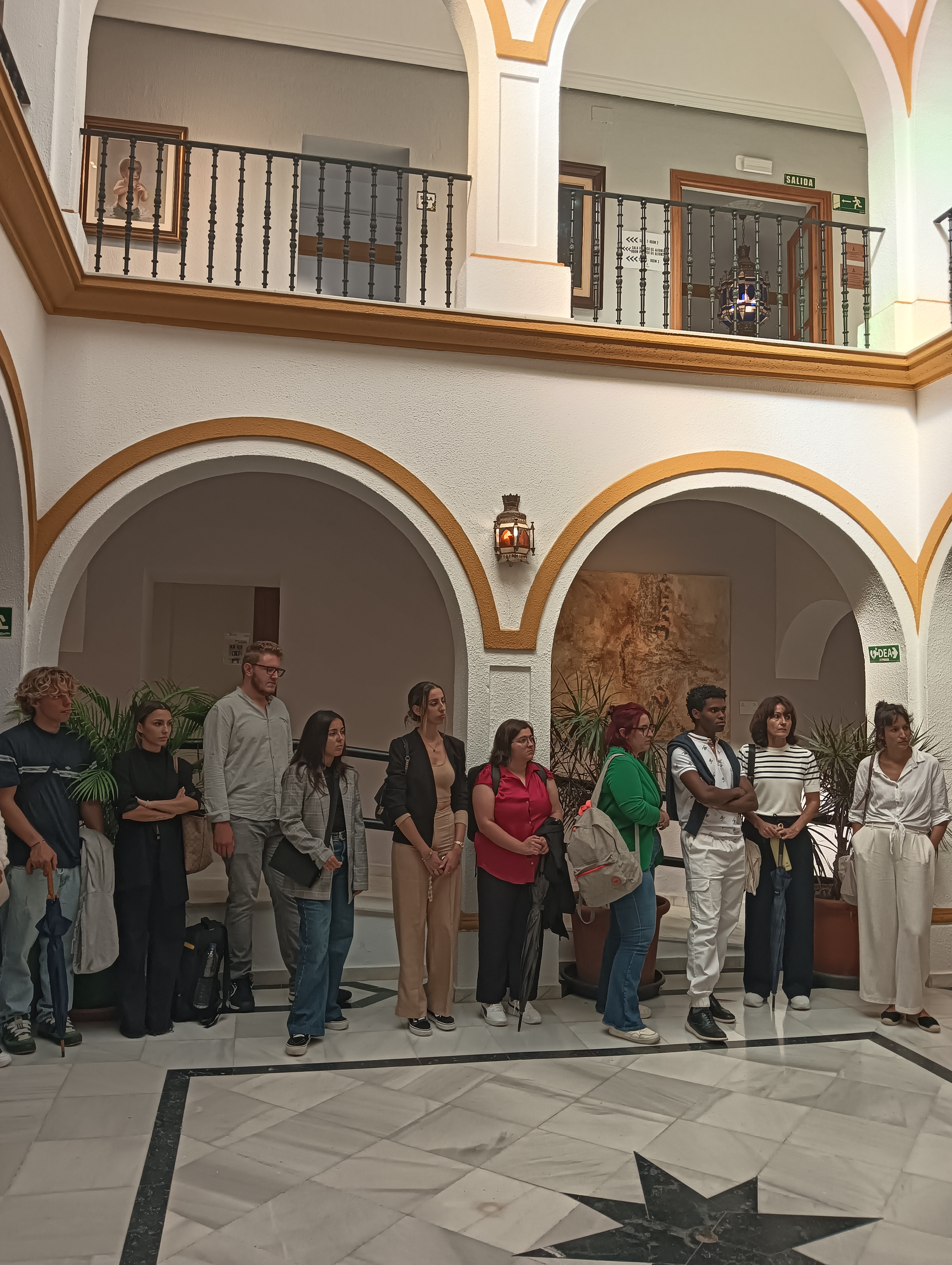 Imagen de la noticia: Visita de nuestro Ciclo de GIAT al ayuntamiento de la localidad